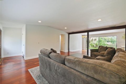 House in Winter Park, Florida 3 bedrooms, 142.7 sq.m. № 1813684 - photo 4