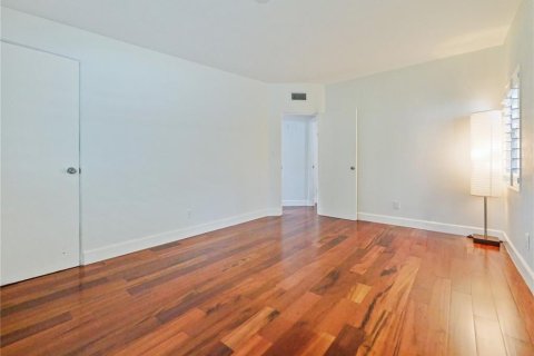 House in Winter Park, Florida 3 bedrooms, 142.7 sq.m. № 1813684 - photo 16