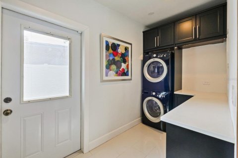 House in Winter Park, Florida 3 bedrooms, 142.7 sq.m. № 1813684 - photo 12