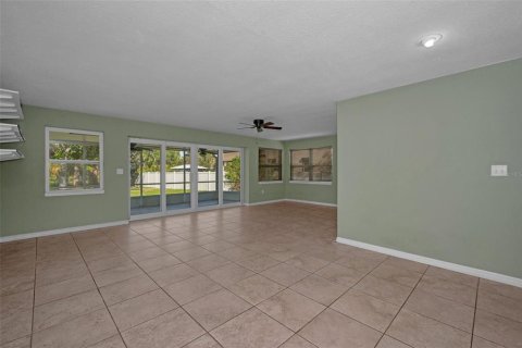 Villa ou maison à vendre à Tarpon Springs, Floride: 3 chambres, 207.26 m2 № 1567551 - photo 16
