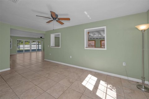 Villa ou maison à vendre à Tarpon Springs, Floride: 3 chambres, 207.26 m2 № 1567551 - photo 12