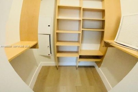 Copropriété à louer à Miami, Floride: 1 chambre, 76.64 m2 № 2041167 - photo 19