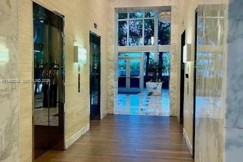 Copropriété à louer à Miami, Floride: 1 chambre, 76.64 m2 № 2041167 - photo 6