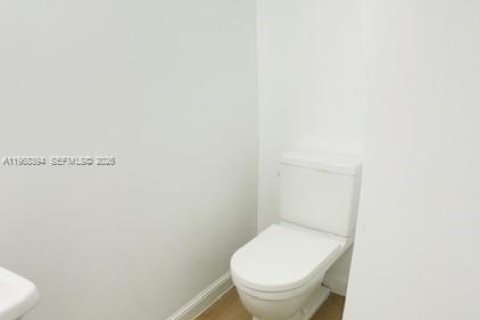 Copropriété à louer à Miami, Floride: 1 chambre, 76.64 m2 № 2041167 - photo 20