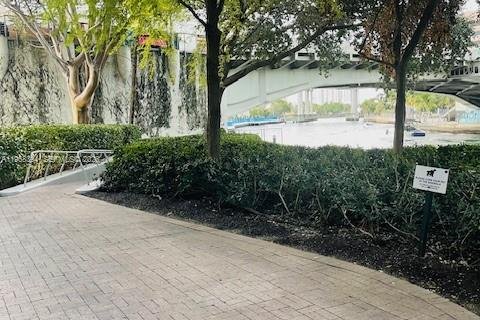 Copropriété à louer à Miami, Floride: 1 chambre, 76.64 m2 № 2041167 - photo 9