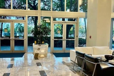 Copropriété à louer à Miami, Floride: 1 chambre, 76.64 m2 № 2041167 - photo 5