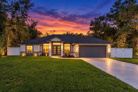 Casa en Ocala, Florida 3 dormitorios, 173.73 m2 № 2384079