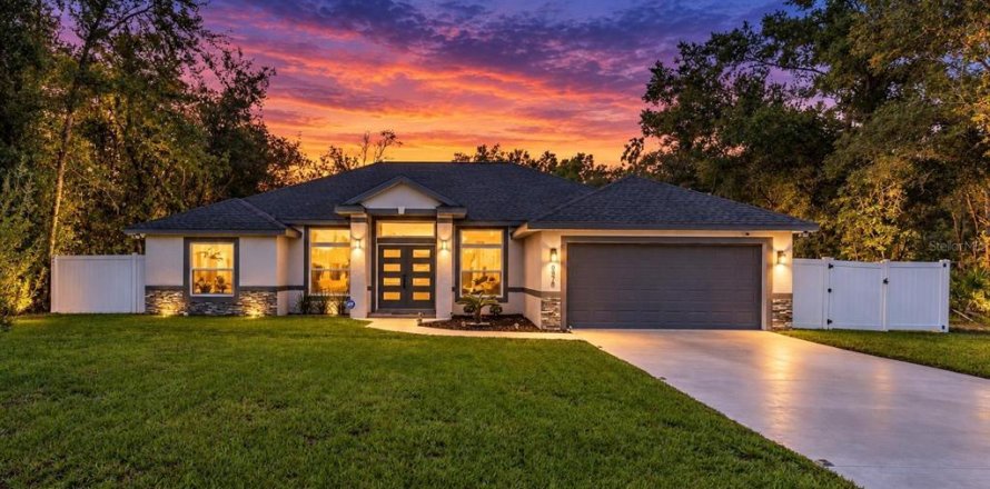 Casa en Ocala, Florida 3 dormitorios, 173.73 m2 № 2384079