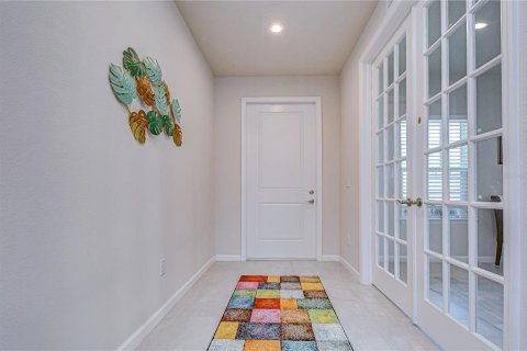 House in Land O' Lakes, Florida 4 bedrooms, 259.85 sq.m. № 2226268 - photo 14