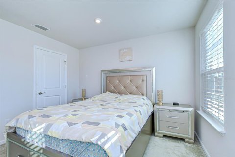 House in Land O' Lakes, Florida 4 bedrooms, 259.85 sq.m. № 2226268 - photo 27