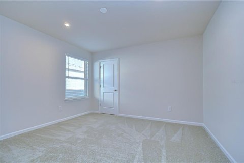 House in Land O' Lakes, Florida 4 bedrooms, 259.85 sq.m. № 2226268 - photo 29