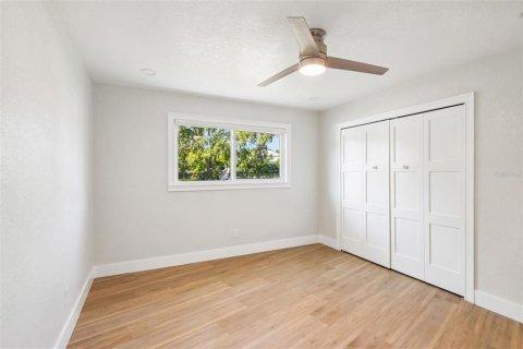 Villa ou maison à vendre à Largo, Floride: 4 chambres, 320.7 m2 № 2121504 - photo 23