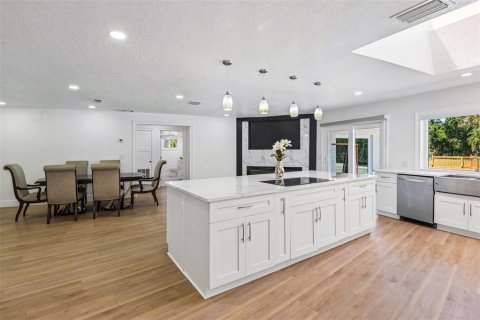 Villa ou maison à vendre à Largo, Floride: 4 chambres, 320.7 m2 № 2121504 - photo 17