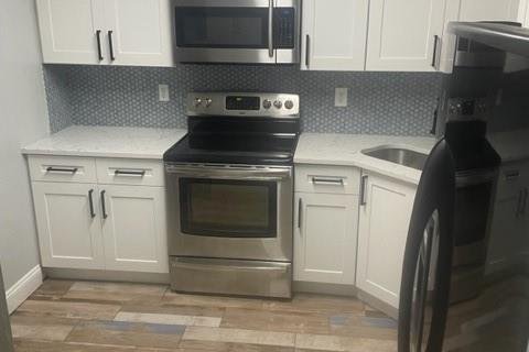 Condo in Coconut Creek, Florida, 3 bedrooms № 2179585 - photo 15