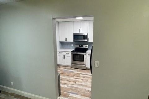 Condo in Coconut Creek, Florida, 3 bedrooms № 2179585 - photo 11