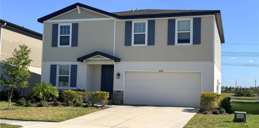 House in Parrish, Florida 4 bedrooms, 217.39 sq.m. № 2211973