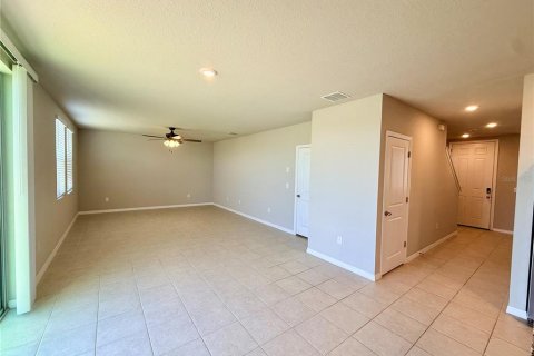 House in Parrish, Florida 4 bedrooms, 217.39 sq.m. № 2211973 - photo 14