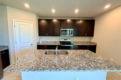 House in Parrish, Florida 4 bedrooms, 217.39 sq.m. № 2211973 - photo 8
