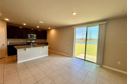 House in Parrish, Florida 4 bedrooms, 217.39 sq.m. № 2211973 - photo 10