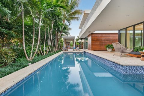 Villa ou maison à vendre à Miami Beach, Floride: 6 chambres, 496.38 m2 № 2029415 - photo 21