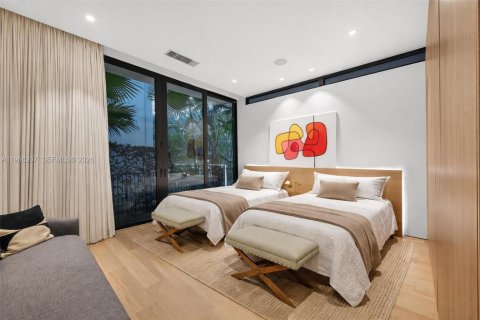 Villa ou maison à vendre à Miami Beach, Floride: 6 chambres, 496.38 m2 № 2029415 - photo 24