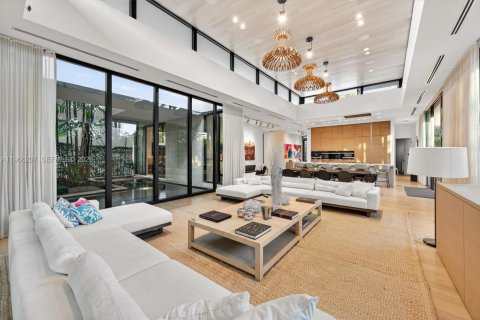 Villa ou maison à vendre à Miami Beach, Floride: 6 chambres, 496.38 m2 № 2029415 - photo 5