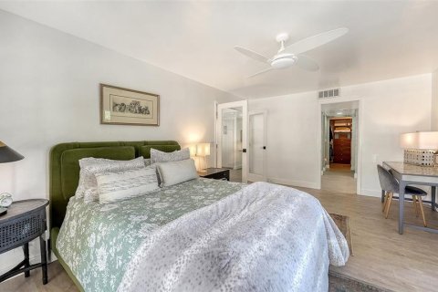 Condominio en venta en Sarasota, Florida, 2 dormitorios, 117.06 m2 № 2093928 - foto 17