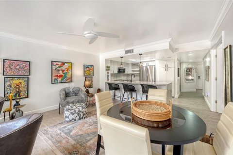 Condominio en venta en Sarasota, Florida, 2 dormitorios, 117.06 m2 № 2093928 - foto 8