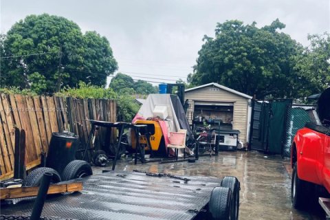 Villa ou maison à vendre à Miami, Floride: 5 chambres, 154.4 m2 № 1897816 - photo 26