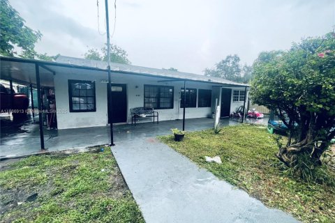 Villa ou maison à vendre à Miami, Floride: 5 chambres, 154.4 m2 № 1897816 - photo 22