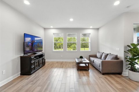 Casa en venta en Winter Garden, Florida, 3 dormitorios, 172.8 m2 № 1909909 - foto 24