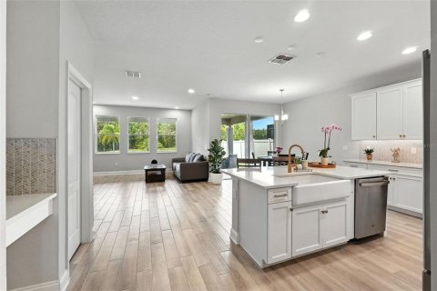 Casa en venta en Winter Garden, Florida, 3 dormitorios, 172.8 m2 № 1909909 - foto 12