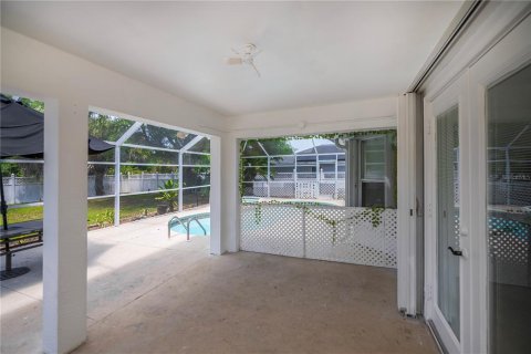 House in Lehigh Acres, Florida 3 bedrooms, 120.77 sq.m. № 2092904 - photo 27