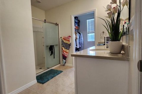 Casa en alquiler en Haines City, Florida, 5 dormitorios, 248.42 m2 № 1801812 - foto 16