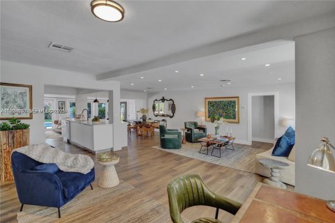 Casa en venta en Pompano Beach, Florida, 5 dormitorios, 200.58 m2 № 1982210 - foto 7