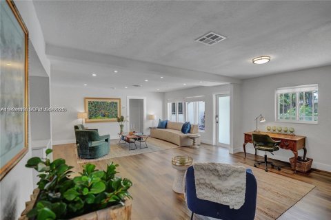 Casa en venta en Pompano Beach, Florida, 5 dormitorios, 200.58 m2 № 1982210 - foto 6