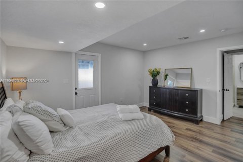 Casa en venta en Pompano Beach, Florida, 5 dormitorios, 200.58 m2 № 1982210 - foto 29