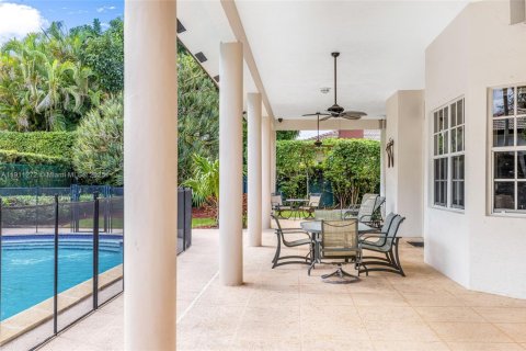 House in Pinecrest, Florida 5 bedrooms, 374.49 sq.m. № 1969663 - photo 25