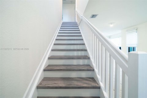 Adosado en alquiler en Fort Lauderdale, Florida, 3 dormitorios, 147.34 m2 № 2011234 - foto 20