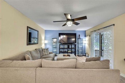 Adosado en venta en Tampa, Florida, 3 dormitorios, 166.2 m2 № 1855659 - foto 10