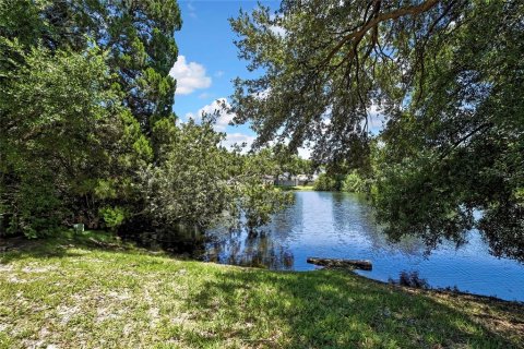 Adosado en venta en Tampa, Florida, 3 dormitorios, 166.2 m2 № 1855659 - foto 5
