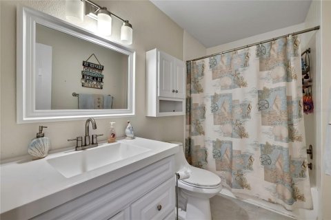 Adosado en venta en Tampa, Florida, 3 dormitorios, 166.2 m2 № 1855659 - foto 24