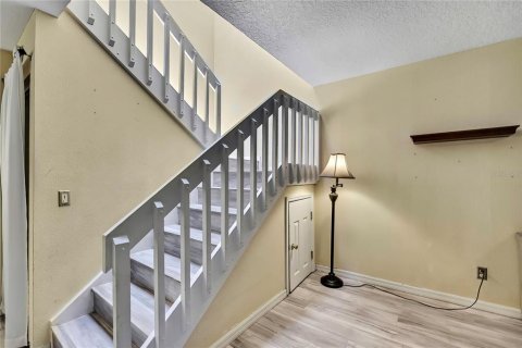 Adosado en venta en Tampa, Florida, 3 dormitorios, 166.2 m2 № 1855659 - foto 21
