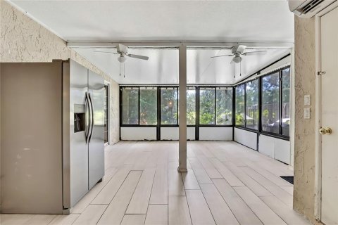 Adosado en venta en Tampa, Florida, 3 dormitorios, 166.2 m2 № 1855659 - foto 7