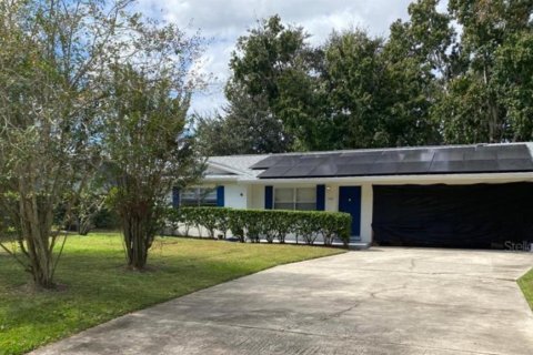 House in Sanford, Florida 3 bedrooms, 99.41 sq.m. № 2091640