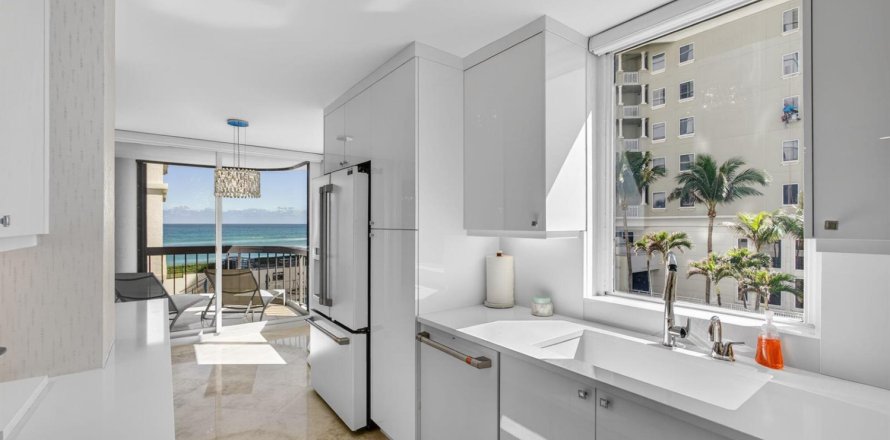 Condominio en Riviera Beach, Florida, 2 dormitorios  № 2267920