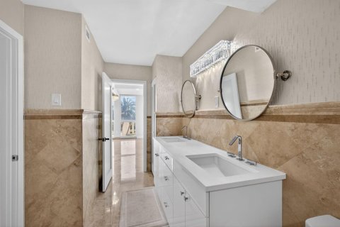 Condominio en venta en Riviera Beach, Florida, 2 dormitorios, 142.14 m2 № 2267920 - foto 19