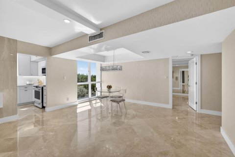 Condominio en venta en Riviera Beach, Florida, 2 dormitorios, 142.14 m2 № 2267920 - foto 16