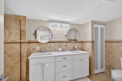 Condominio en venta en Riviera Beach, Florida, 2 dormitorios, 142.14 m2 № 2267920 - foto 24