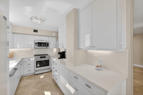 Condominio en venta en Riviera Beach, Florida, 2 dormitorios, 142.14 m2 № 2267920 - foto 5